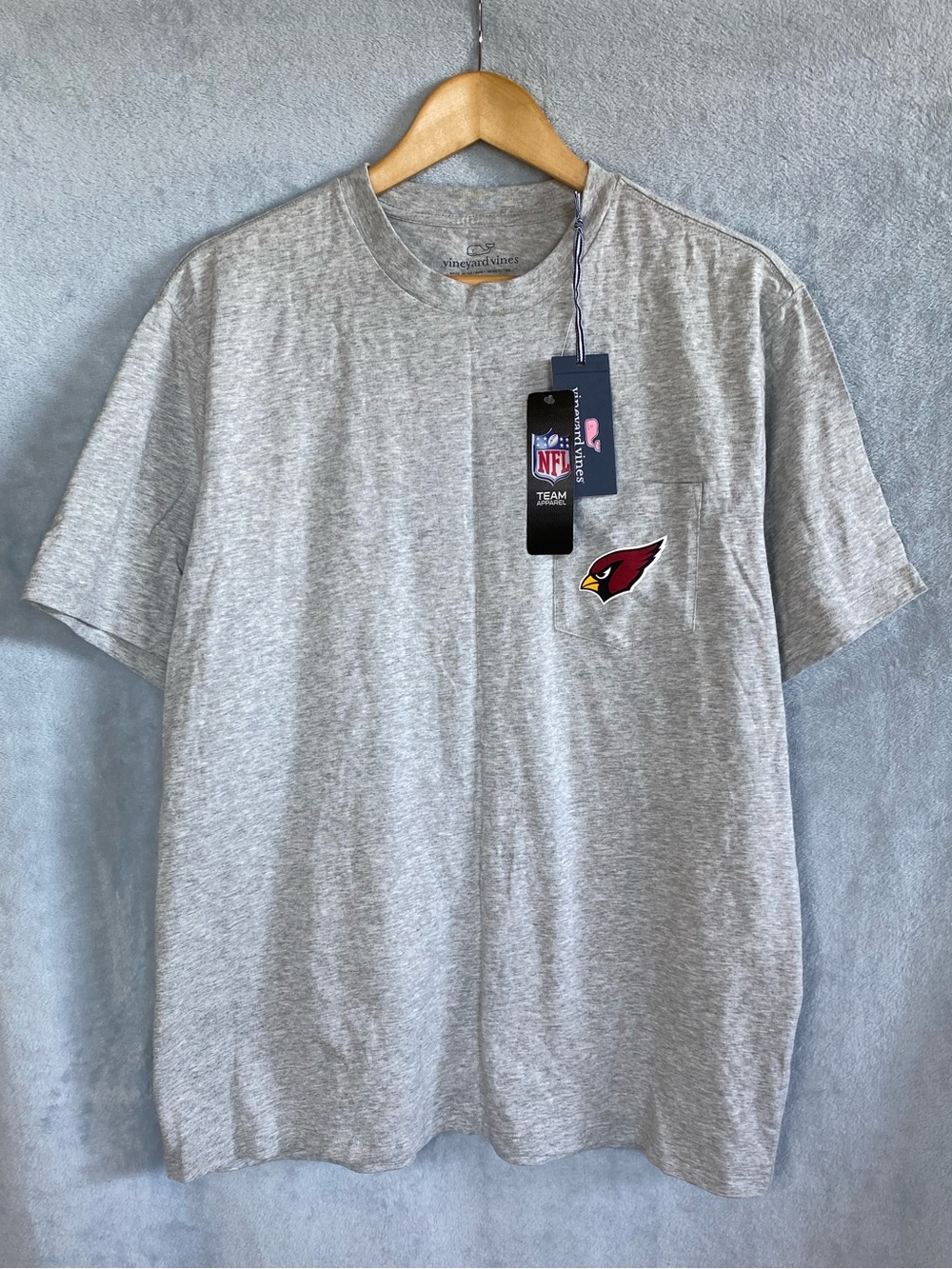 Vineyard Vines Arizona Cardinals Whale Helmet Pocket Tee NFL Shirt XL NWT